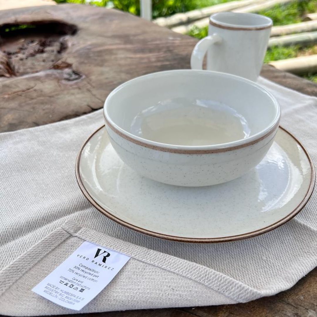 Beige Placemats (Set of 4)