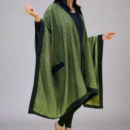 PourVous Poncho - Black/Yellow